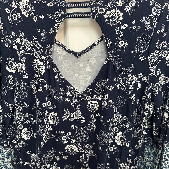 Versatile Skies Are Blue "Wren" Knit Dress – New with Tags – Size M - Picture 2 of 6